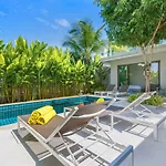 Villa White Orchid
