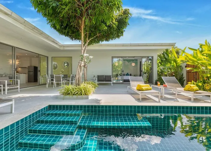 Villa White Orchid