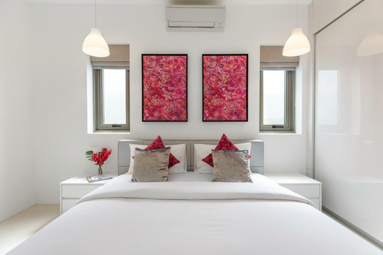 White Orchid * Choeng Mon